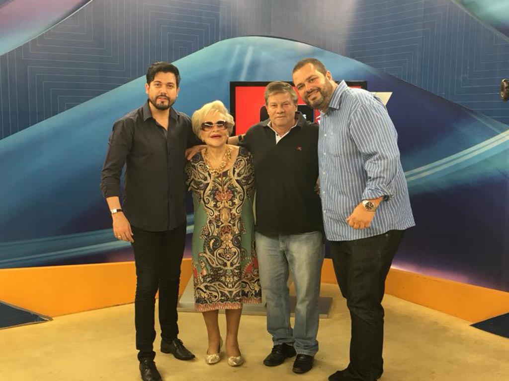 Foto da Patrícia na ParisViu